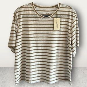 Women’s Universal Threads boxy crop top size 2x large tan & white stripes NEW